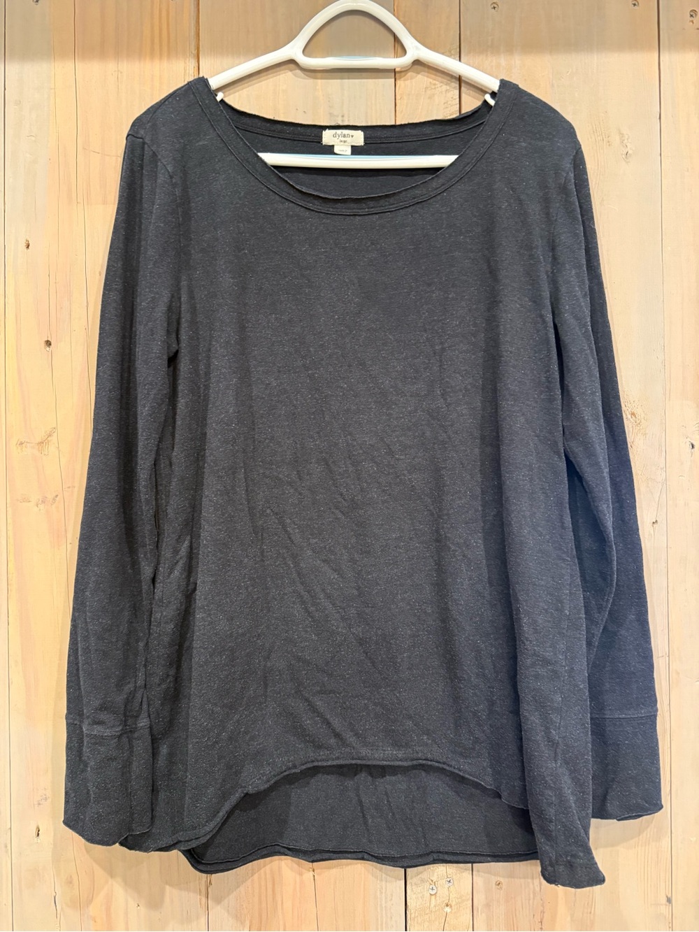dylan Black Long-Sleeve Scoop Neck Tunic Top
